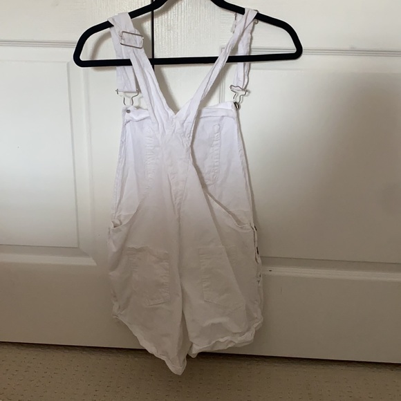 Brand new white short overalls - Picture 2 of 2